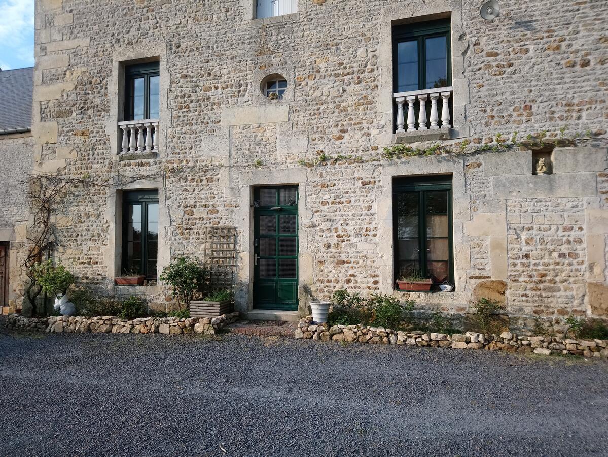 红魔3酒店 Fresney-le-Vieux 外观 照片