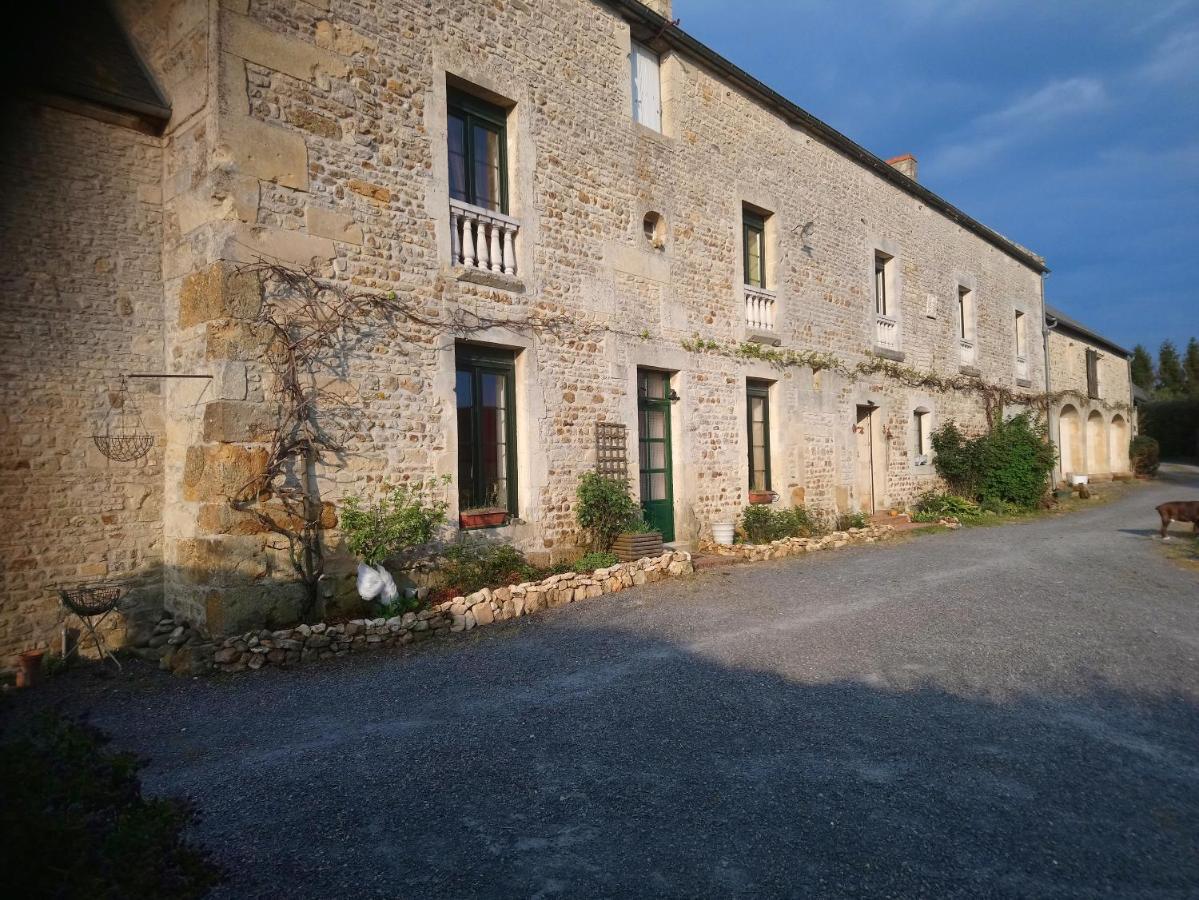 红魔3酒店 Fresney-le-Vieux 外观 照片