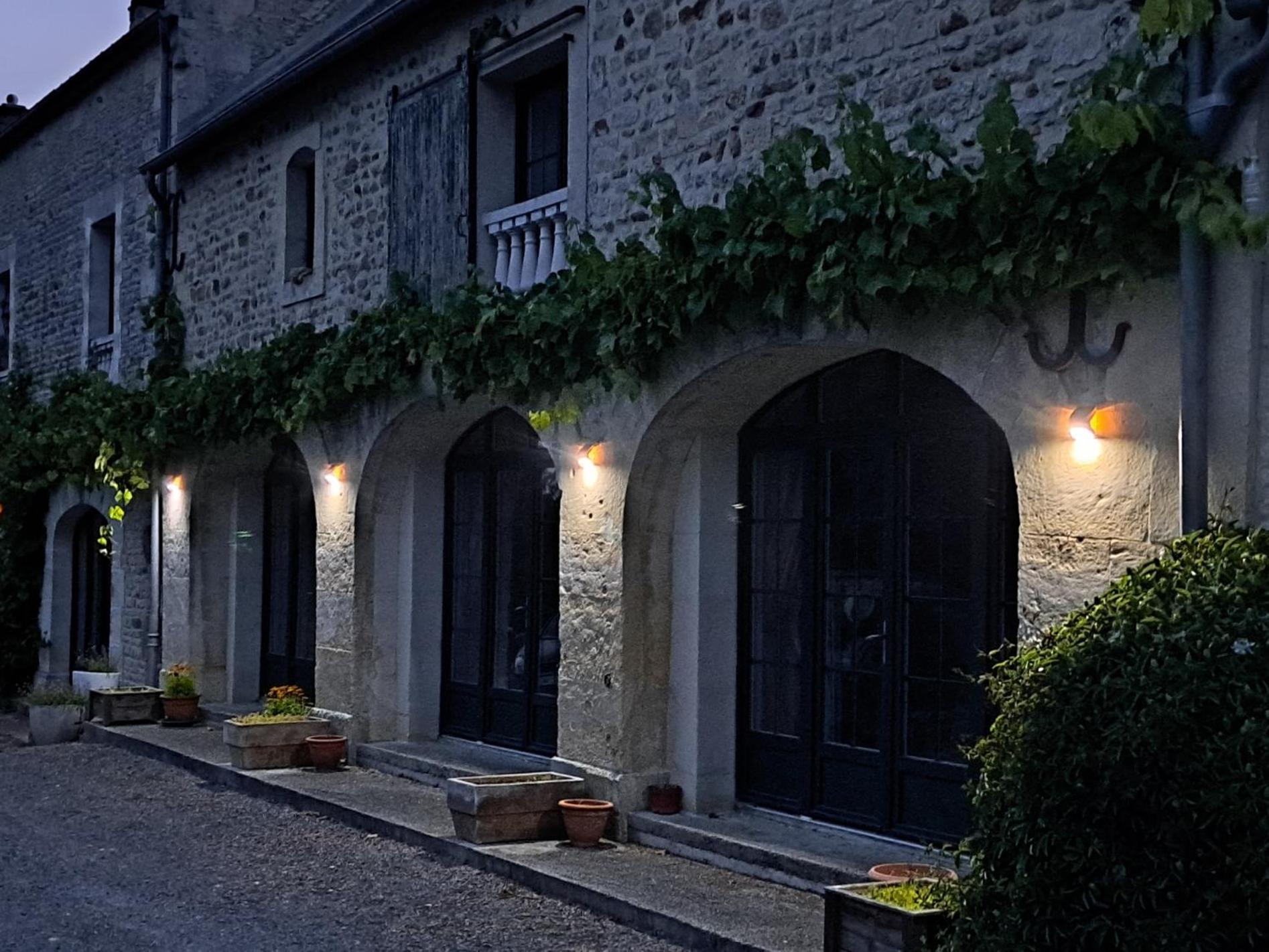 红魔3酒店 Fresney-le-Vieux 外观 照片