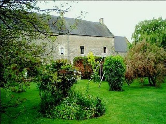 红魔3酒店 Fresney-le-Vieux 外观 照片